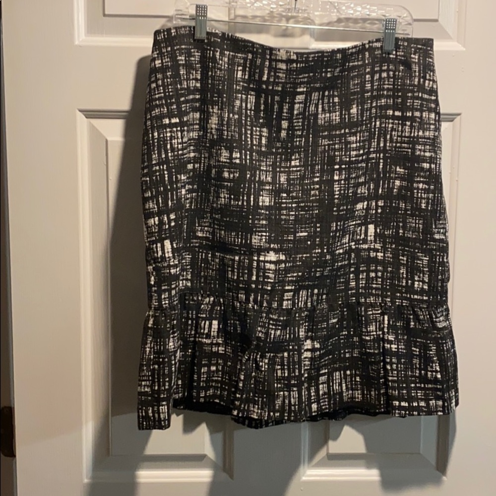 Ann Taylor Business Skirt